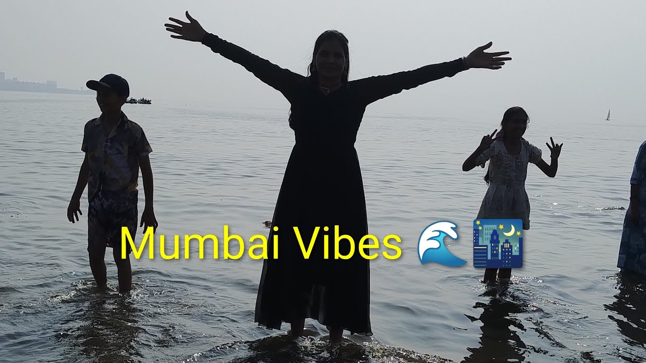 Mumbai Trip Vlog | Chowpatty Beach, Hanging Garden & Night Traffic | City That Never Sleeps
