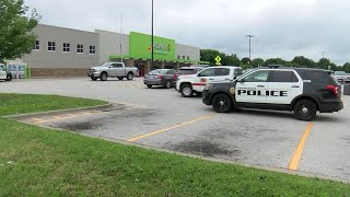 MO: MAN ARMED W/ 100 ROUNDS ARRESTED AT WALMART - cnn