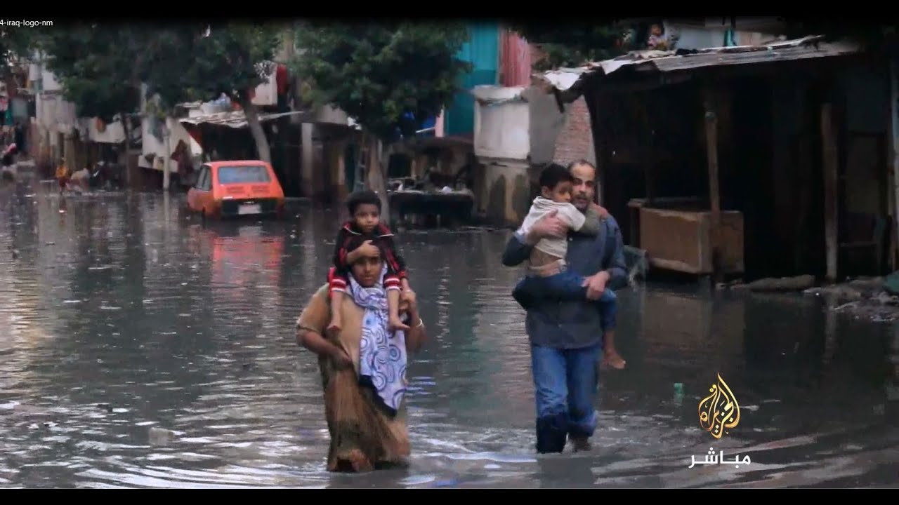 بؤس على بؤس.. قرية مصرية تغوص في الوحل منذ أسبوعين.. #اسكندريه_بتغرق