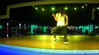 1010618 Runnin they mouth
