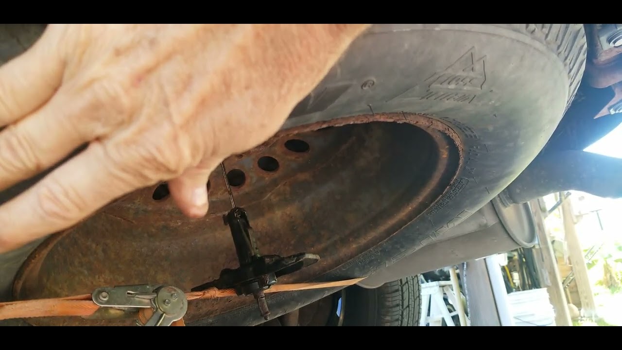 GMC Envoy Spare Tire Lowering Problem YouTube