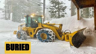 LAKE TAHOE IS BURIED! Keeping the Roads Open With CAT 938G