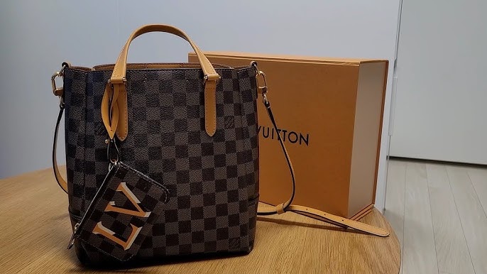 Louis Vuitton Belmont review + what's in my bag! 