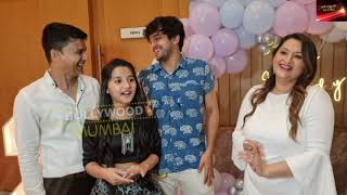 Pravisht Mishra And Aura Bhatnagar Behind The Camera Cute Masti Moments Aura Bhatnagar & Pravisht