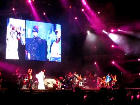 Grasshoppers live in Singapore 2009 - part 1