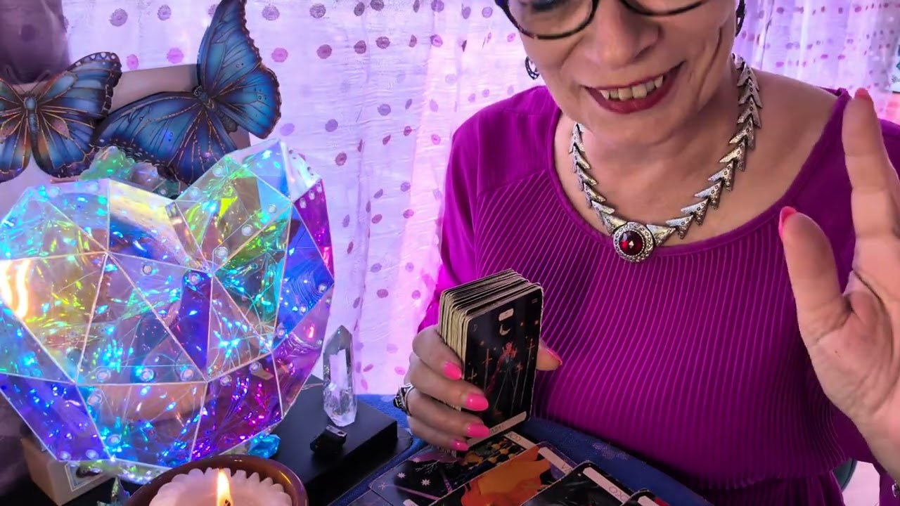 ESCORPIO ♏ UNA DECISIÓN SOBRE TU FUTURO, COMPARTIDO🤔