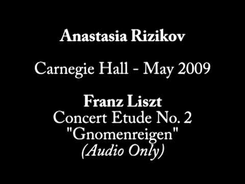 Anastasia Rizikov (10 years old) plays Franz Liszt...