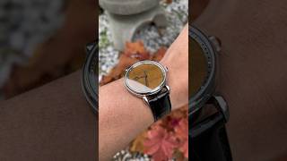 Huasuo Watch with Golden Nanmu Dial. 金丝楠木 Original video provided by Wayne