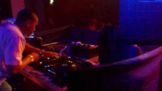 SCOTTIE B & MC IBZ (TWICEasNICE) SCOTTIE B DOIN HIS THING!!