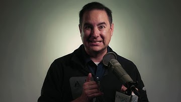 How to talk into a microphone - pro tips and microphone basics