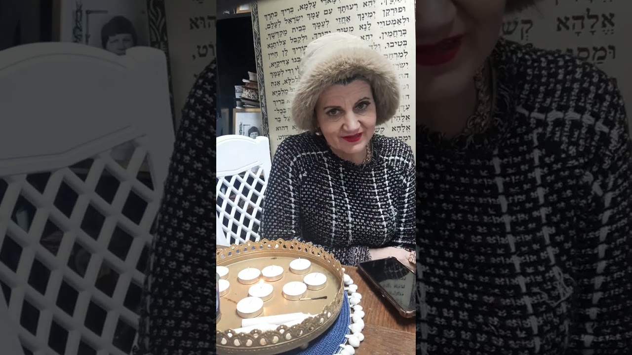 בשיחה עם הרבנית בטלפון בהילולא של הרבי רבי אלימלך תשפ''ו הרבי מספר סיפור על הצדיק שאומר שהעיקר הלב 