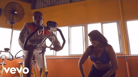 Razor B - Bruk Back (Official Video)