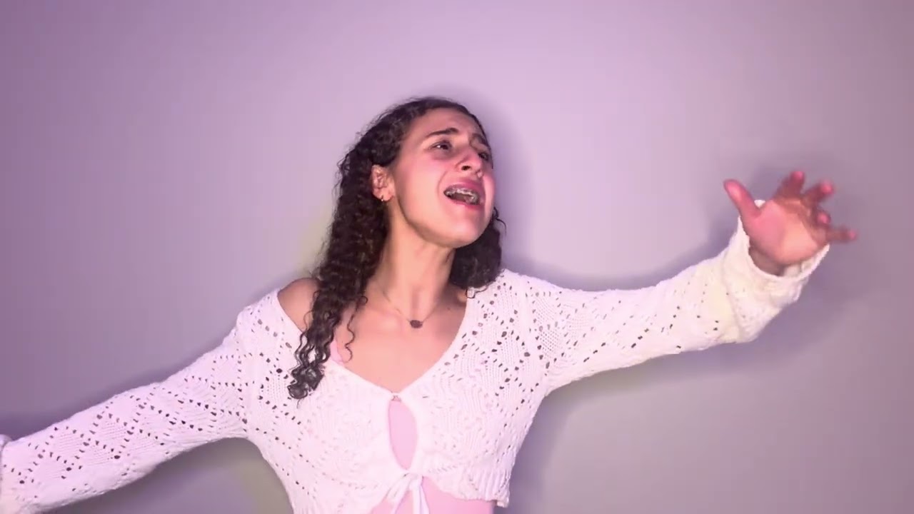 Sophia Gentile sings 'There Are Worse Things I Could Do' preview