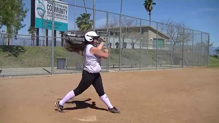 2016 EMILY NGUYEN OUTFIELDER ~ CORONA XPRESS 18G