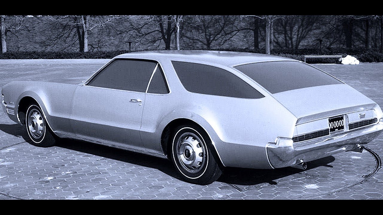 Самые крутые универсалы всех времен: Oldsmobile Toronado Wagon 1966 года был красавцем!
