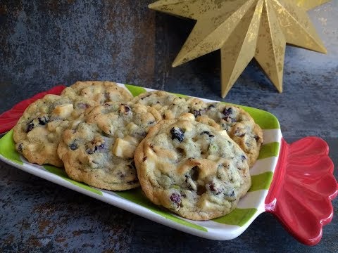 White Chocolate, Cranberry & Pistachio Cookies/Holiday Cookie Collaboration . . . how to