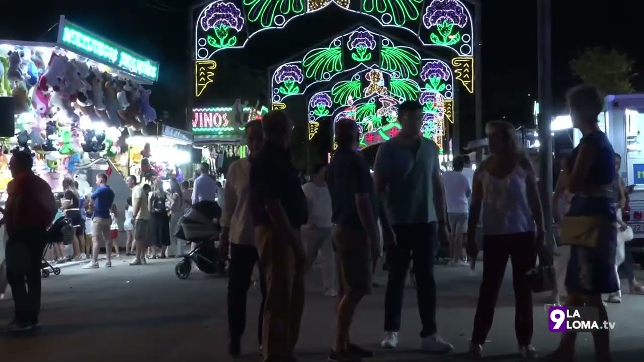 Feria de Baeza 2025 · Ambiente feria de noche 4 1 Feria de Baeza 2025 · Ambiente feria de noche 4