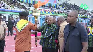 Shuhudia Rais wa Zanzibar akiwasha Mwenge wa Uhuru - Gombani Pemba