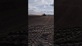 Трактор МТЗ 1523🚜 на посеве овса