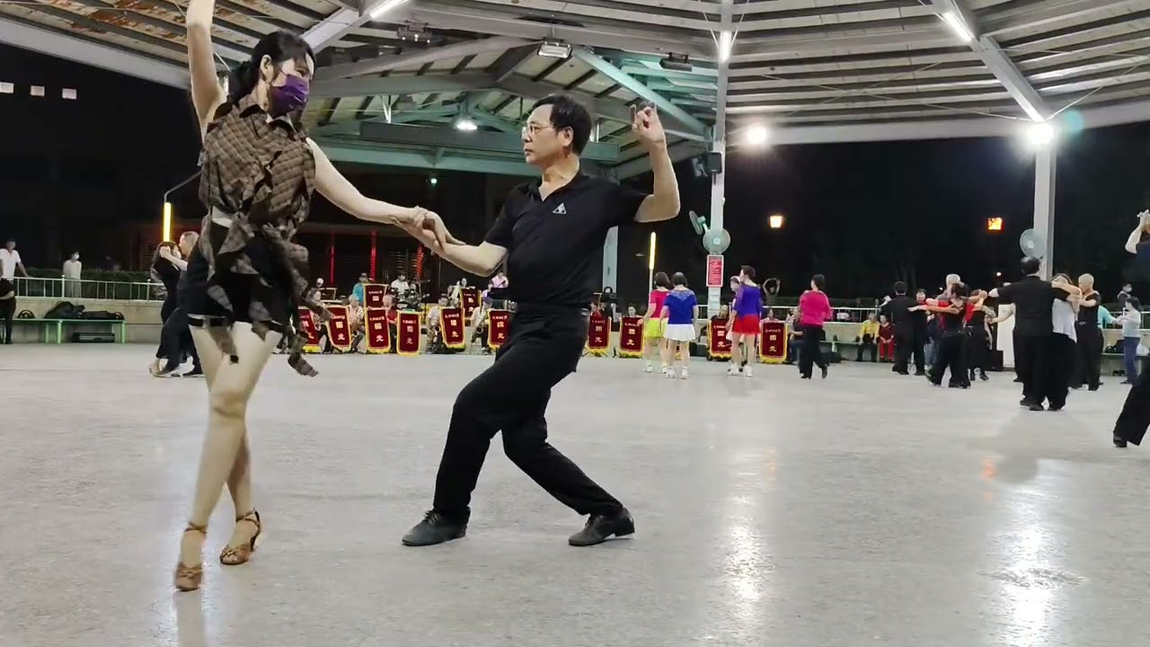 台中大里運動公園 國光里民活動中心-現場演奏-酒醉的探戈