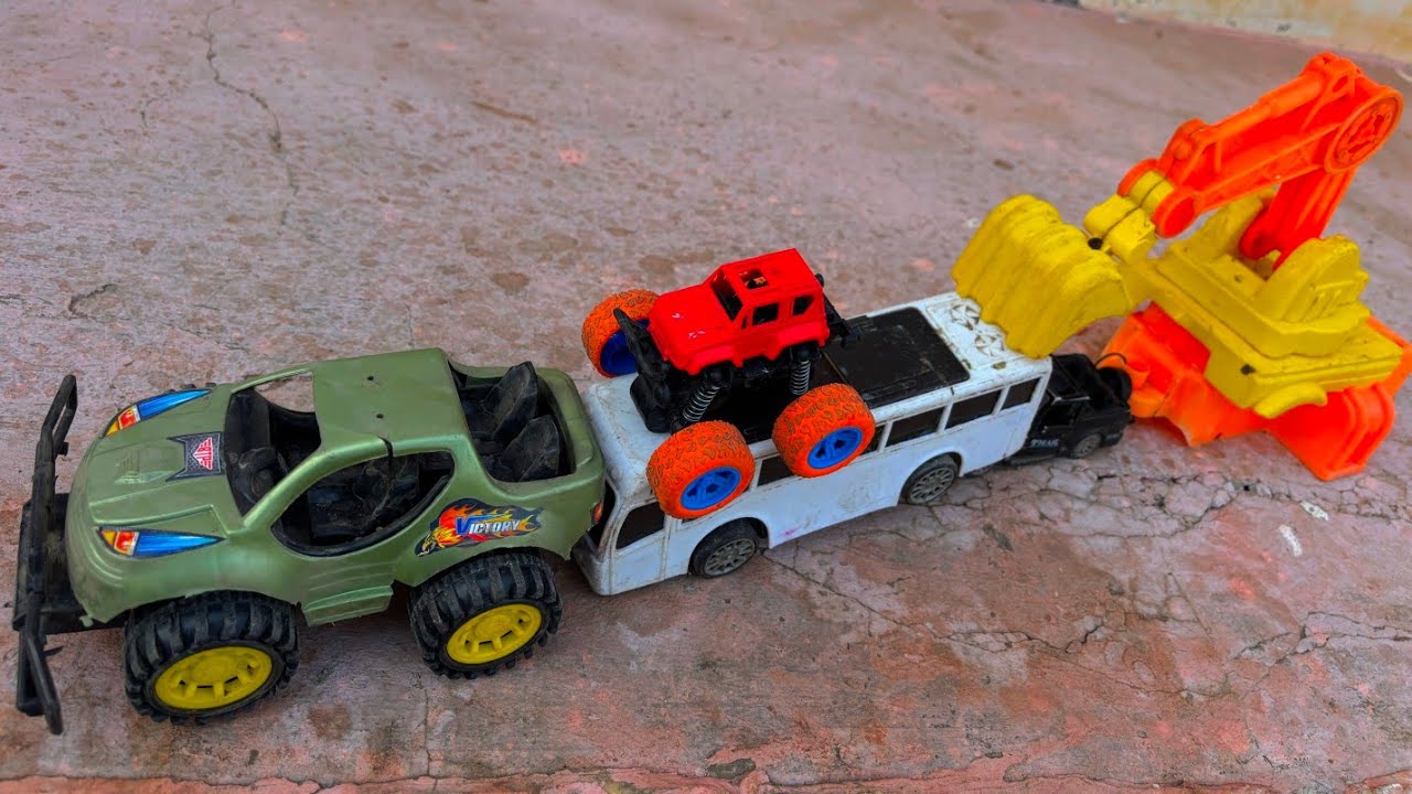 खिलोना का दुकान लगाया बच्चो ने 🚜 || Tomica Truck work || Mini Indian Truck Toy || Big Crane Truck||