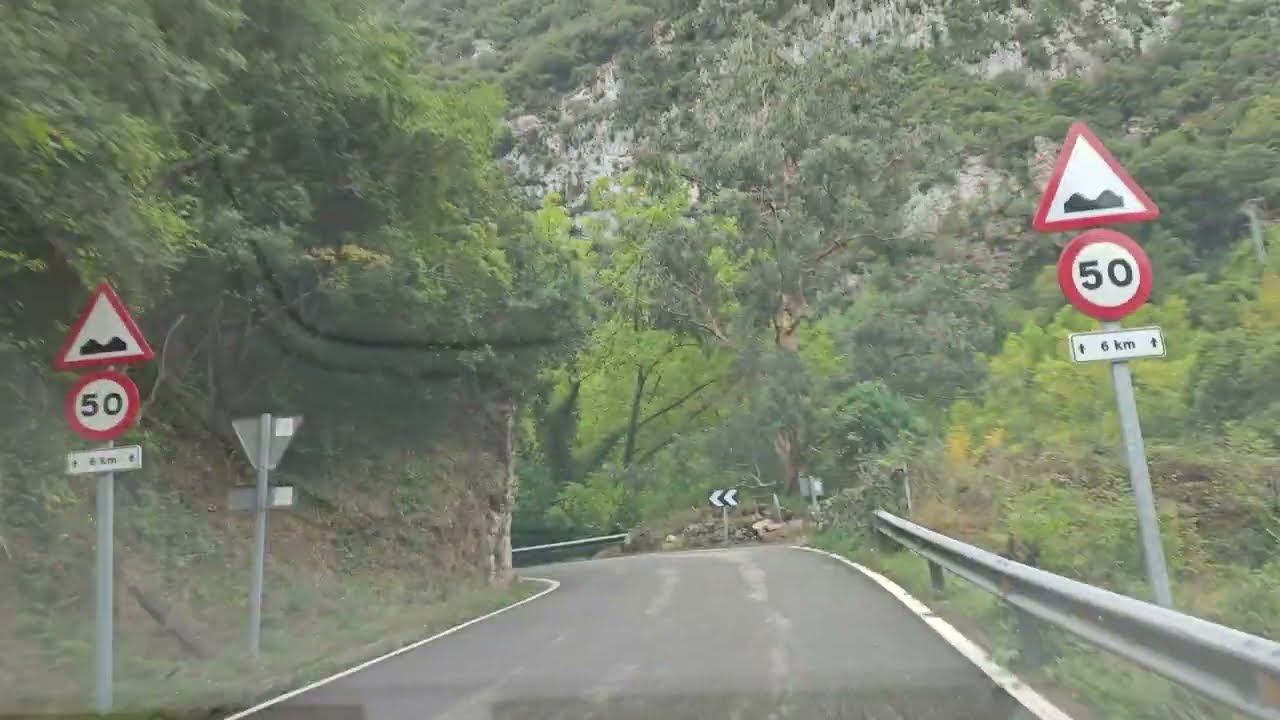 Collado de Hoz - Desde la Hermida a Sobrelapeña (Cantabria)