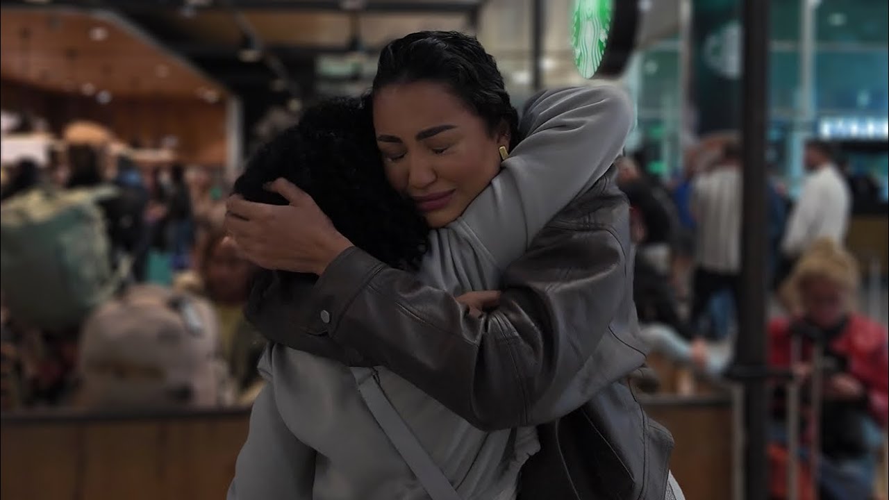 Reencontrei minha mãe depois de 3 anos ❤️‍🩹 O vídeo mais especial até agora by @FashionNova​