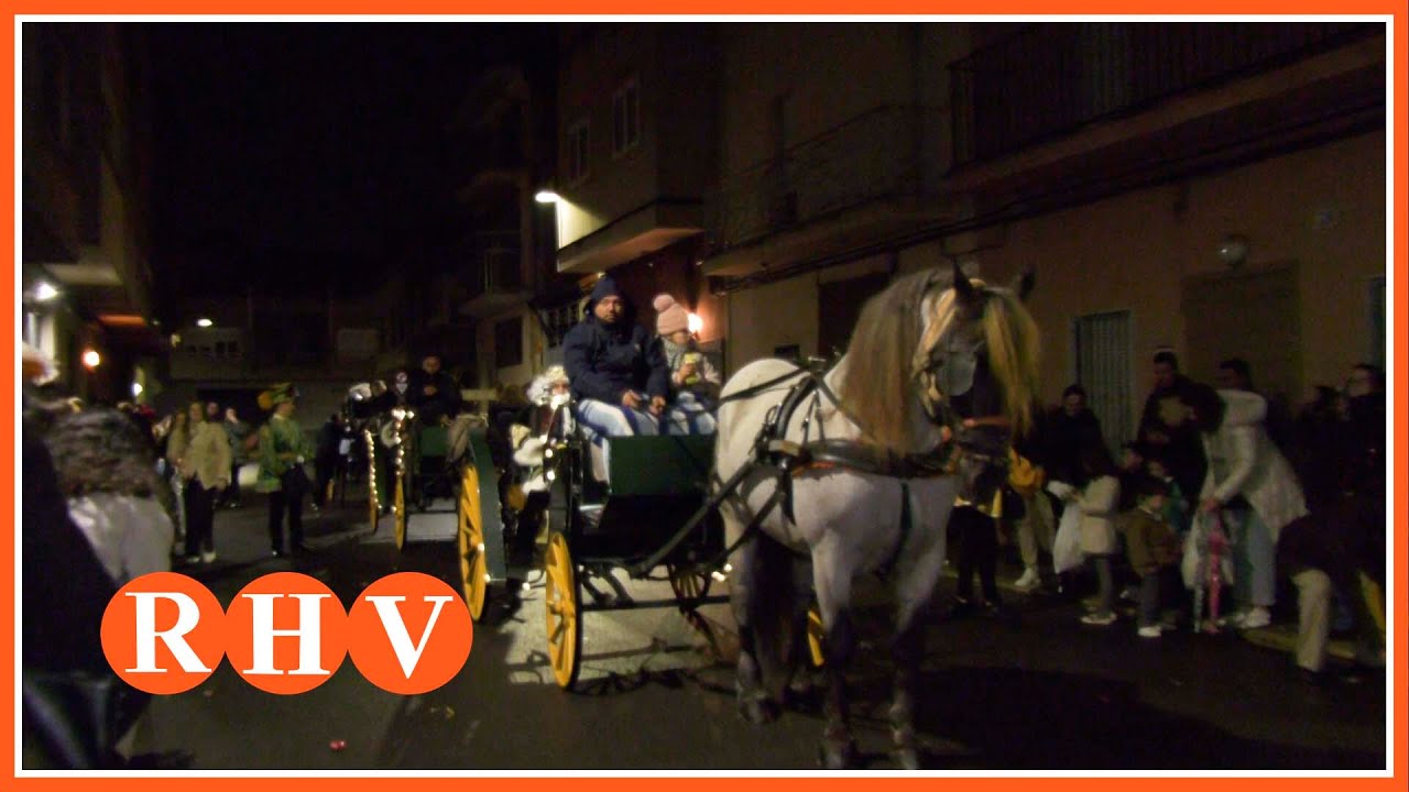 Guadassuar viu la Nit de Reis als carrers tot i el fred
