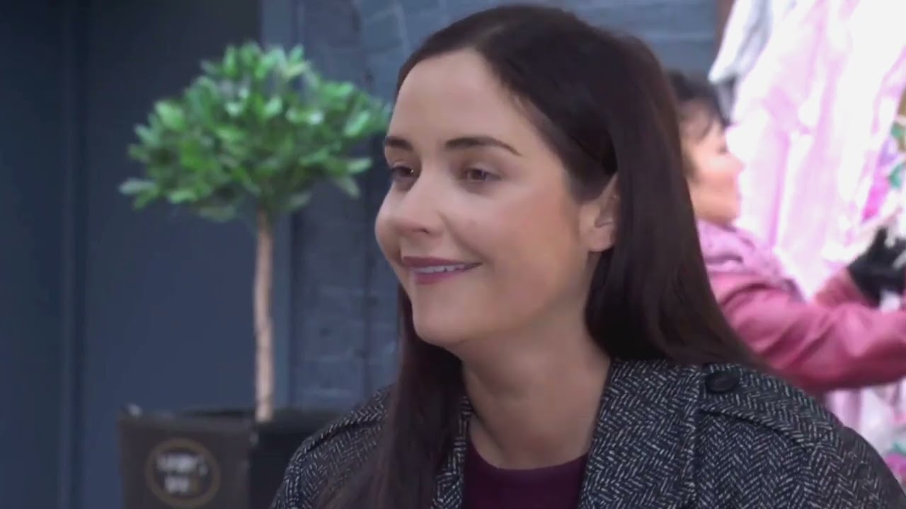 Lauren Beale’s Car Lot Deal Turns Dangerous | Mark Fowler’s Secret Exposed? | EastEnders Spoilers