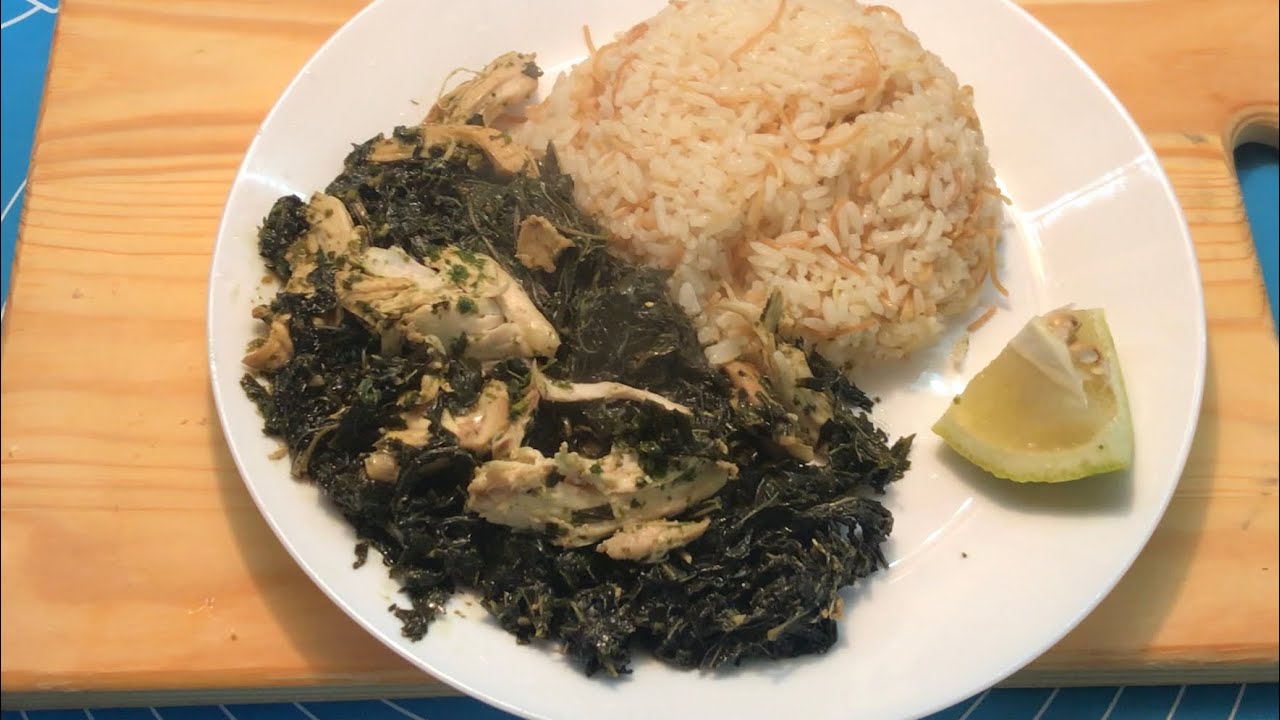 ملوخية بالدجاج  🐓