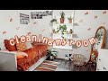 cleaning my room + room tour! // *its pretty bad*