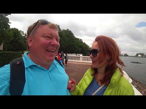 Бразильские болельщики, фонтаны Петергофа