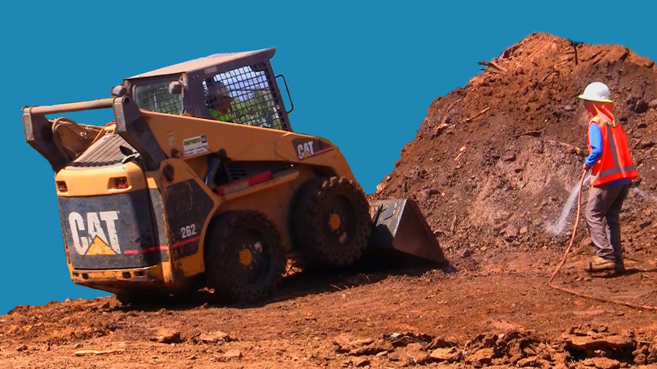 Skid Steer Skids In Dirt YouTube