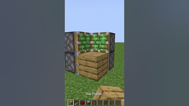 МЕХАНИЧЕСКАЯ ДВЕРЬ В МАЙНКРАФТ #shorts #minecraft #майнкрафт