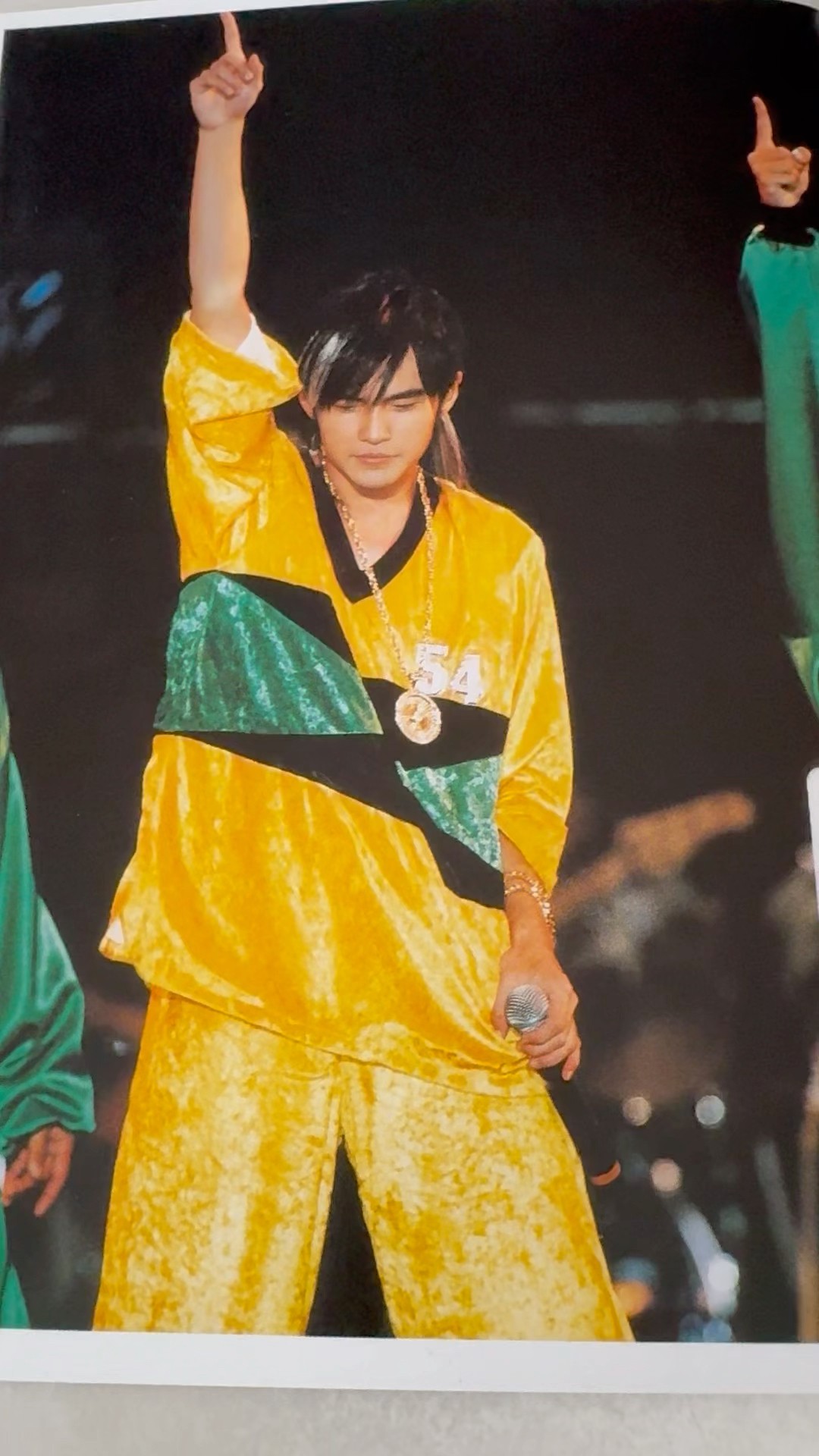 周杰伦2004无与伦比演唱会LIVE VCD专辑写真册| Jay Chou's 2004