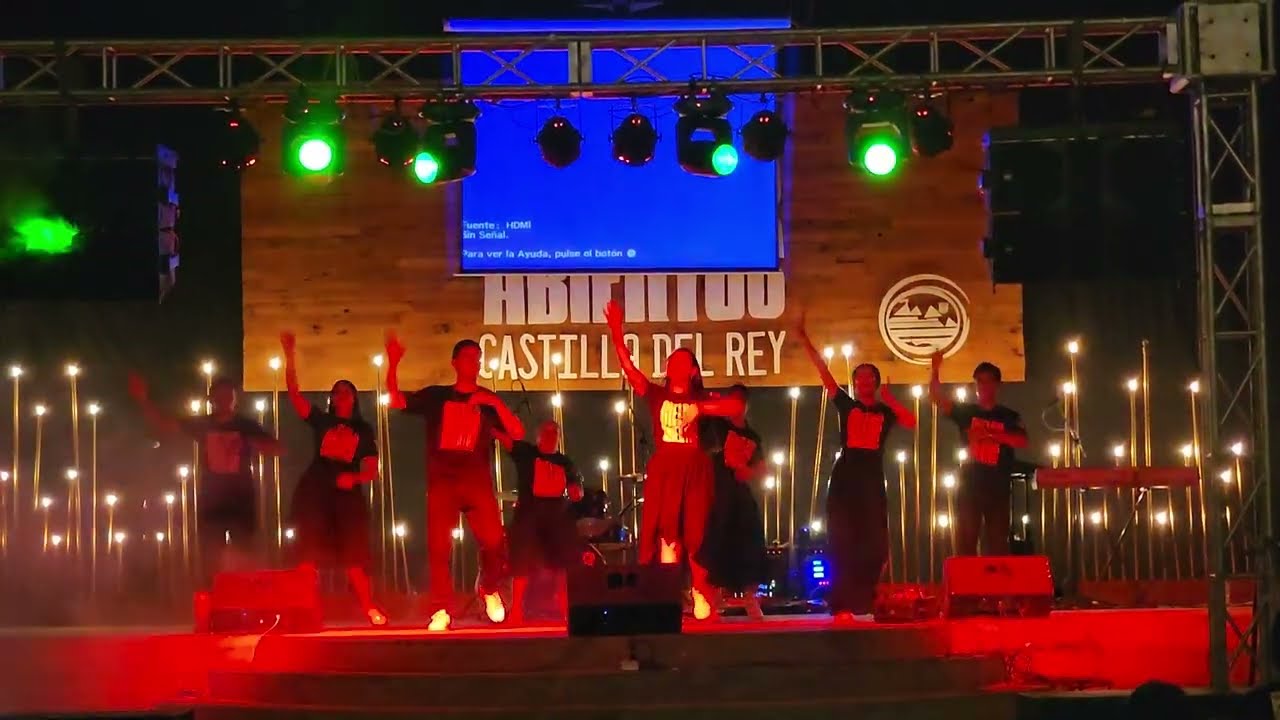 Sonríele - Daddy Yankee - Castillo del Rey Peniel (Coreografía)