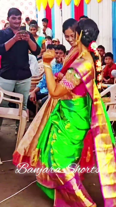 Banjara Marriage Dance On Dj Banjara Song - Nakema Bhuriya 1