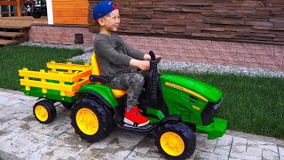Juguete excavadora radio control / Niño manejando tractor en español