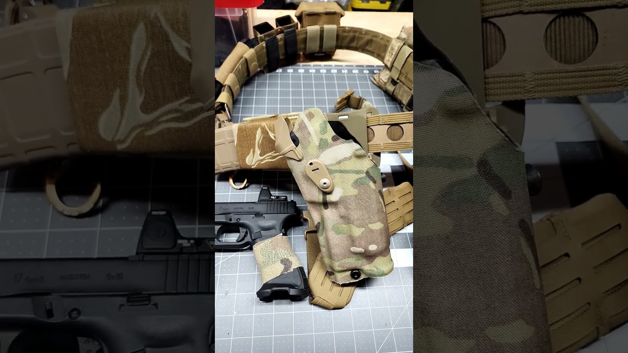 Тактический фонарь Braun (TLR1 у меня дома) и кобура.