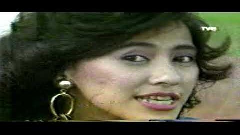 nella regar - dibalik kacamatamu