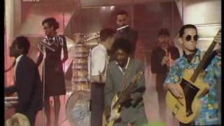 The Specials - Ghost Town (TOTP)