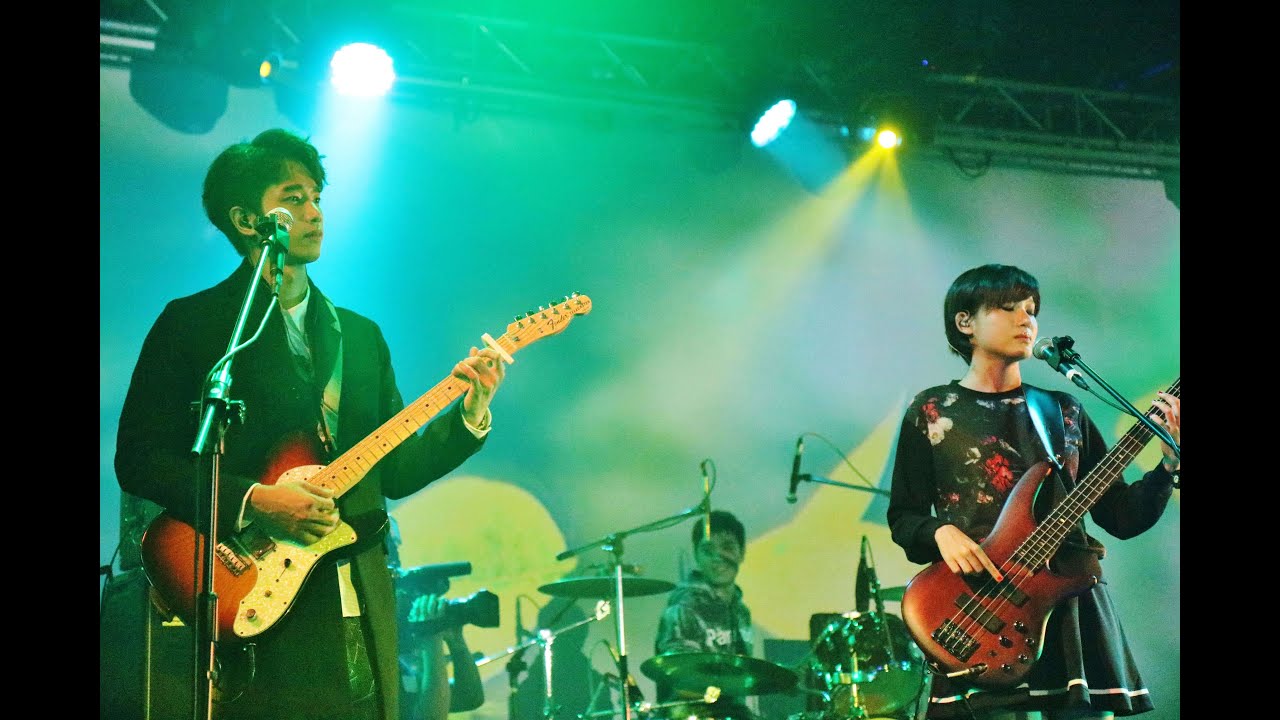 Jasper Liu 劉以豪 류이호 Liu Yihao on guitar with Morning Call 輕晨電 - Behind Youth 我們背對著青春 [Part 1]