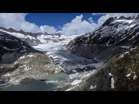 Ледники Швейцарии тают с рекордной скоростью, в 2023 г. площадь сократилась на 4