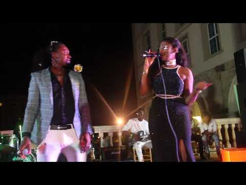 Guinée Show : Azaya Et Djely Kaba Bintou Sur Scène !