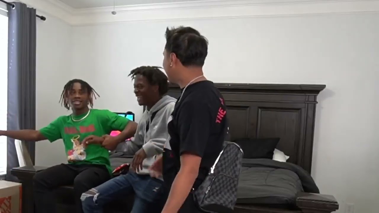 TELLING RUNIK WE WANT TO GET MARRIED TO SEE HIS REACTION😱