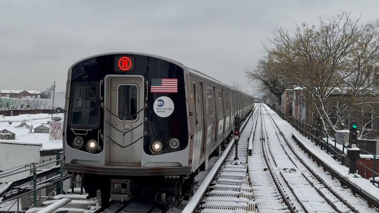 R160 & R179 M Trains at Fresh Pond Road in the Snow - YouTube