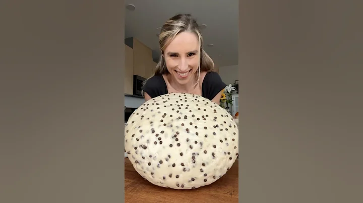 A chocolate chip cube croissant? 🤎 #croissant #pastry #dessert #sourdough #baking