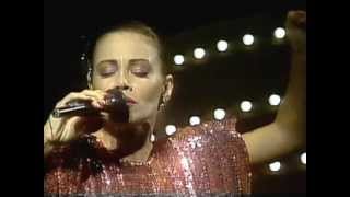 Video voorbeeld van "Festival de Viña 1986, Paloma San Basilio, Poupurri de grandes éxitos"