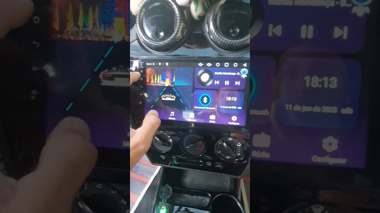 central multimídia de 9 polegadas no fiesta zetec rocam acabamento Black piano