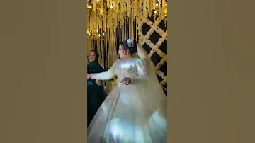 انتي معلمه 